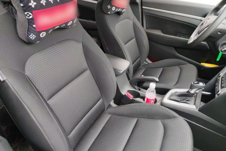 Used Hyundai Elantra 2016 1.6L Automatic ZhiXuan – Elite Version