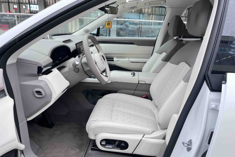 Used Zeekr 7X 2025 100 kWh Long-Range Rear-Wheel Drive with Intelligent Driving Features
