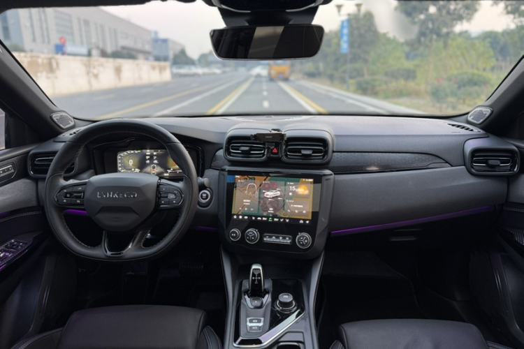 Used Lynk & Co 03 2022 2.0TD DCT JingPro
