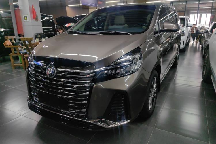 Used Buick GL8 2023 Land Executive Class 652T Luxury Model
