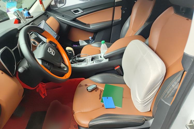 Used JMC Yusheng S330 2016 1.5L GTDi Automatic Two-Wheel Drive Prestige Edition