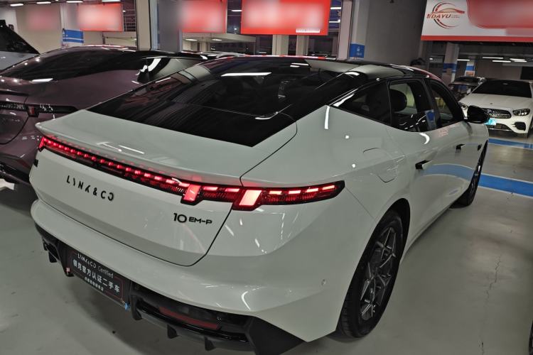 Used Lynk & Co Lynk & Co 10 EM-P 2025 Model 120 Four-Wheel Drive Ultra