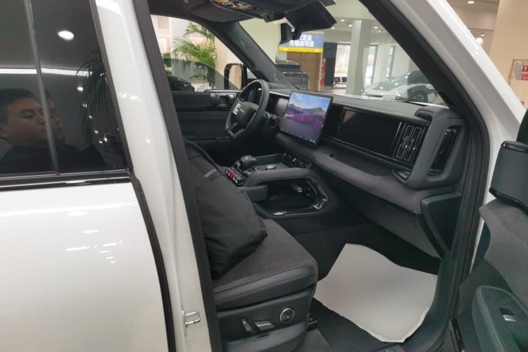 Used  Leopard 5 2023 Cloud Ride Flagship Edition
