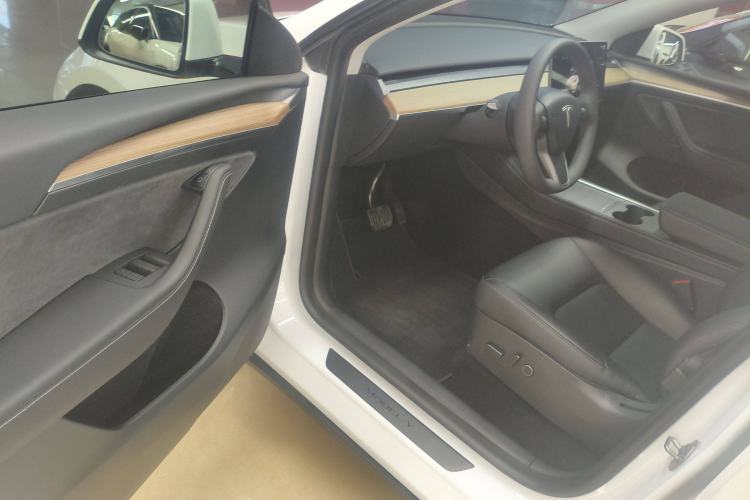 Used Tesla Model Y 2022 Revised Version Long-Range All-Wheel Drive
