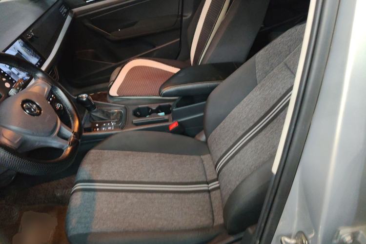 Used Volkswagen Lavida 2019 1.5L Automatic Fashion Edition China VI
