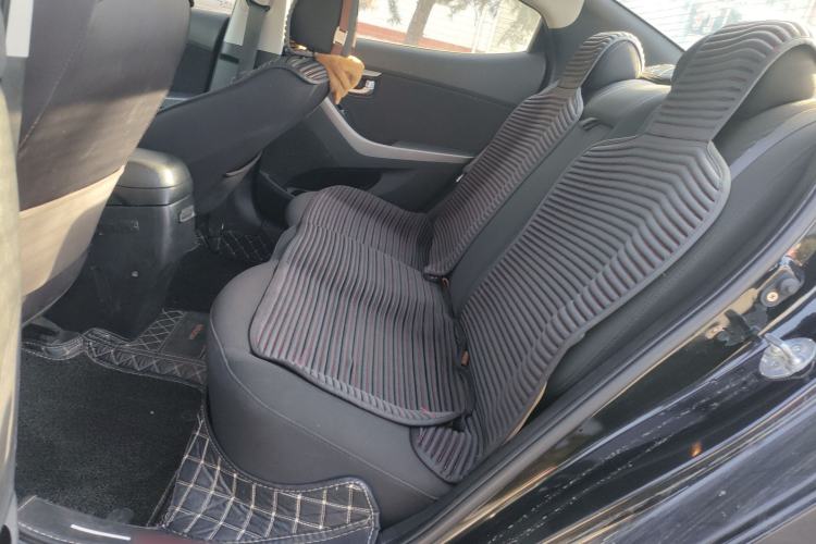 Used Hyundai Elantra (5th Generation / Langdong) 2016 1.6L Manual Prestige Edition