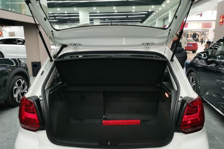 Used Volkswagen Polo 2018 1.5L Automatic Enjoyment Model