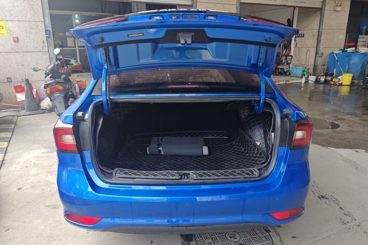 Used Roewe i5 2020 GL 20T Automatic 4G Connected Supreme Flagship Edition
