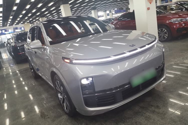 Used Li Auto L8 2023 Pro Model
