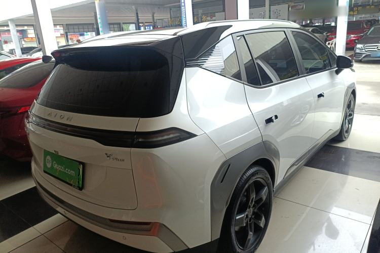 Used AION Y 2022 Plus 70 Tech Edition
