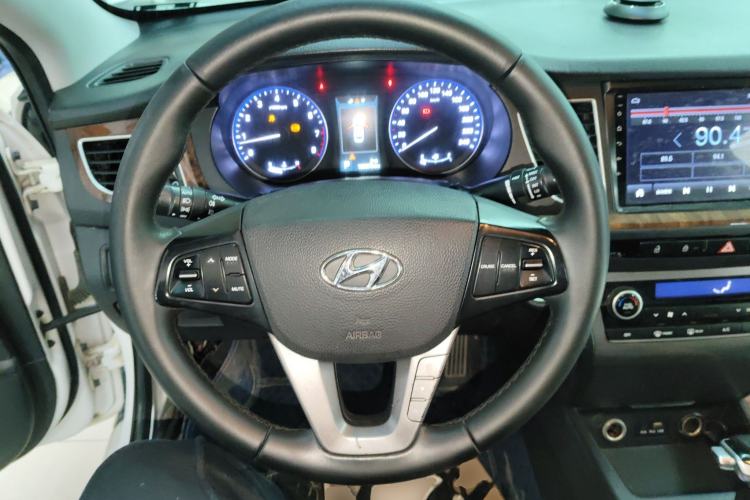 Used Hyundai Mistra 2014 1.8L Automatic Deluxe DLX Model
