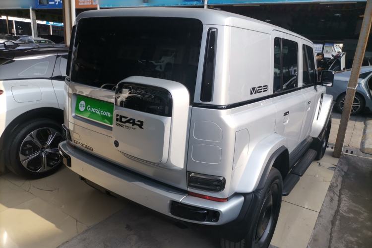 Used  V23 2025 401 Two-Wheel Drive Advanced Edition