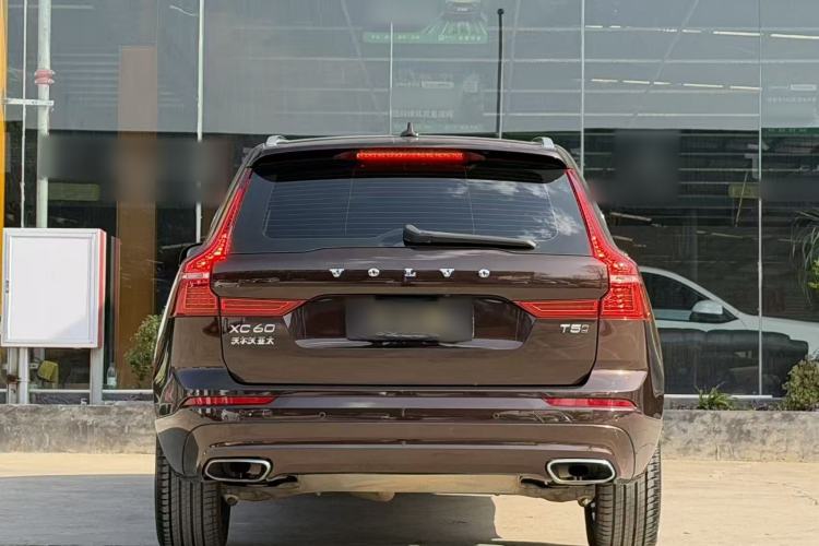 Used Volvo XC60 2019 T5 4x4 Smart Edition China V Standard

