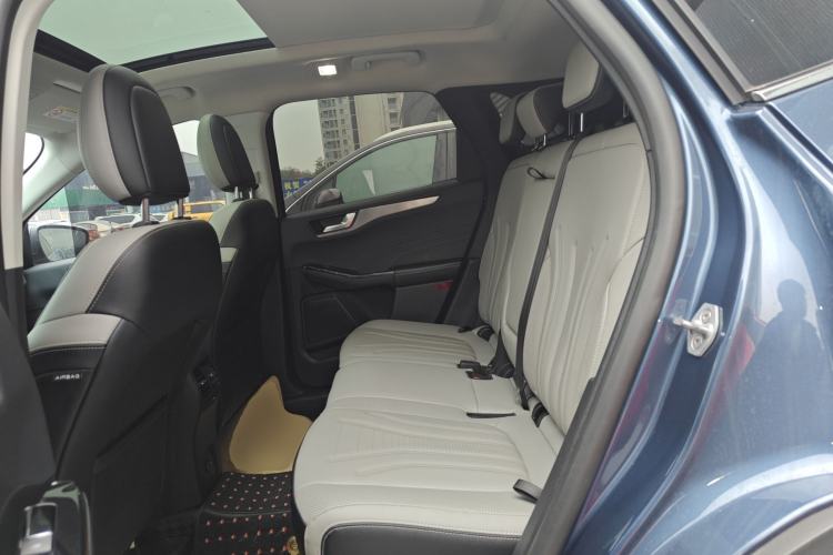 Used Ford Escape 2020 EcoBoost 245 Two-Wheel-Drive Titanium Edition
