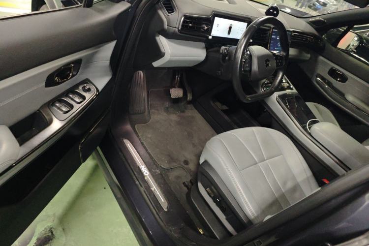 Used Nio ES8 2020 450 km Range 6-Seater Version
