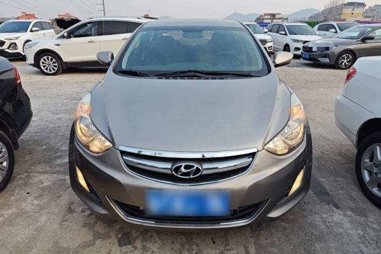 Used Hyundai Elantra 2015 1.6L Automatic Fashion Model
