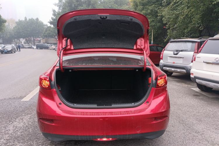 Used Mazda Mazda 3 Axela 2017 Sedan 1.5L Automatic Luxury Model Emission Standard China V
