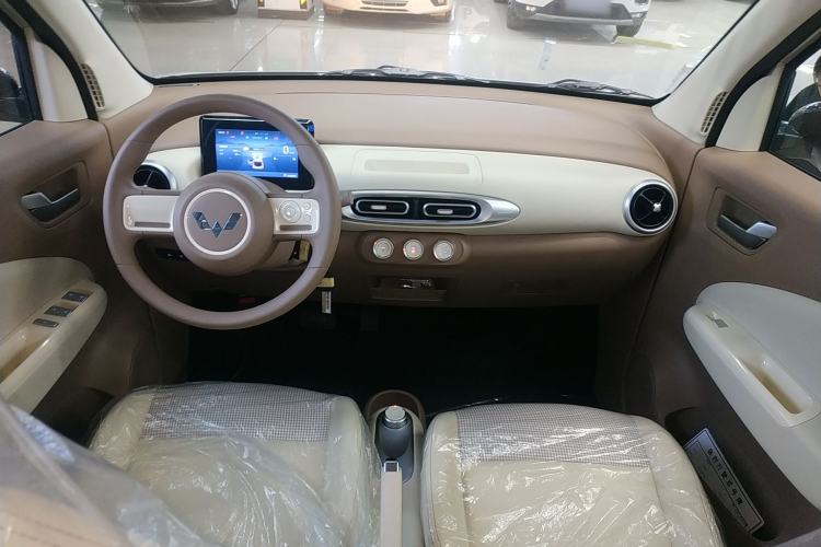 Used Wuling Hongguang MINIEV 2025 Four-Door Version Advanced Edition
