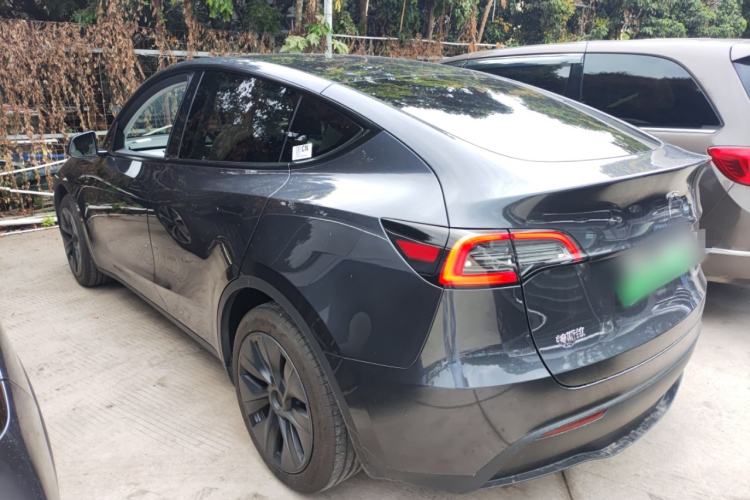 Used Tesla Model Y 2024 Rear-Wheel-Drive Version
