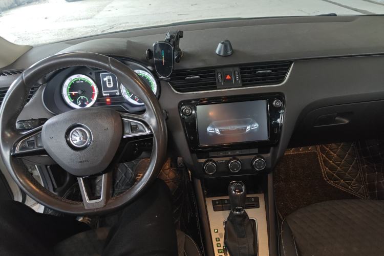 Used Skoda Octavia 2018 TSI230 DSG Luxury Edition