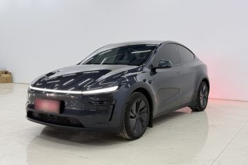 Used Tesla Model Y 2025 Long-Range All-Wheel-Drive Version