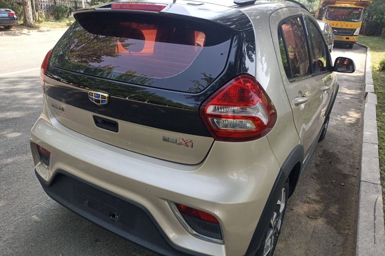 Used Geely Auto Vision X1 2017 1.3L Automatic Player Edition
