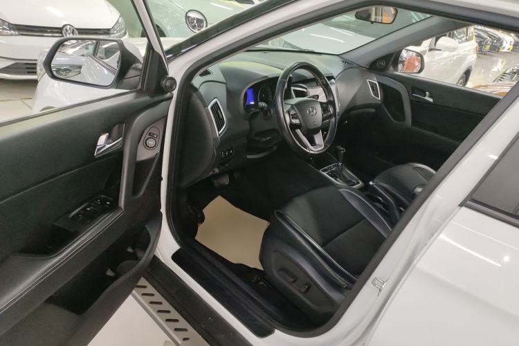 Used Hyundai ix25 2017 1.6L Automatic Smart Version
