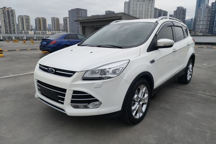 Used Ford Kuga 2015 2.0L GTDi Four-Wheel-Drive Sport Model