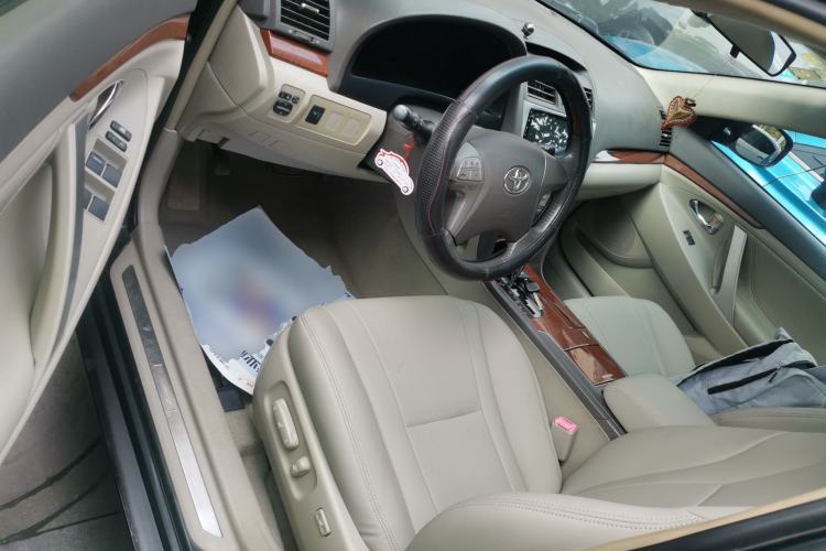 Used Toyota Camry 2013 200G Classic Luxury Edition
