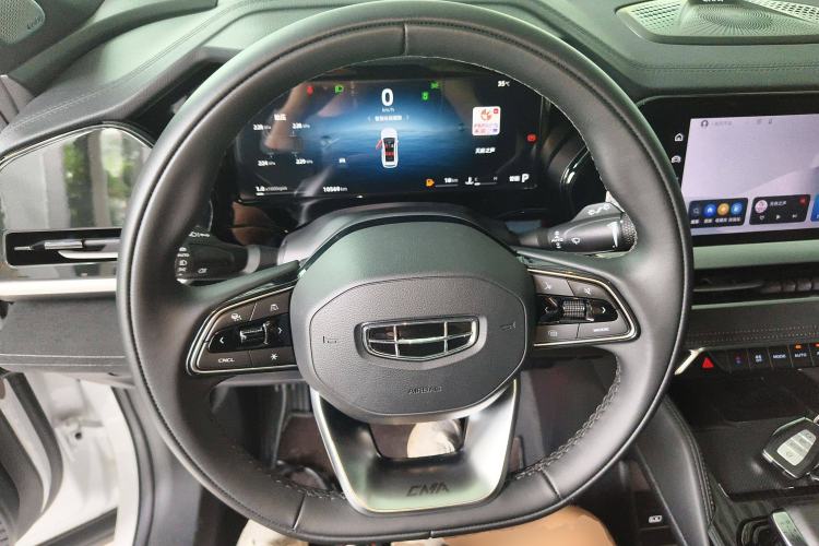 Used Geely Auto Monjaro L 2024 2.0TD High-Power Automatic Two-Wheel Drive Skyline Edition
