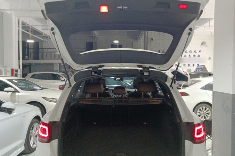 Used Mercedes-Benz GLC 2021 GLC 260 L 4MATIC Dynamic Edition
