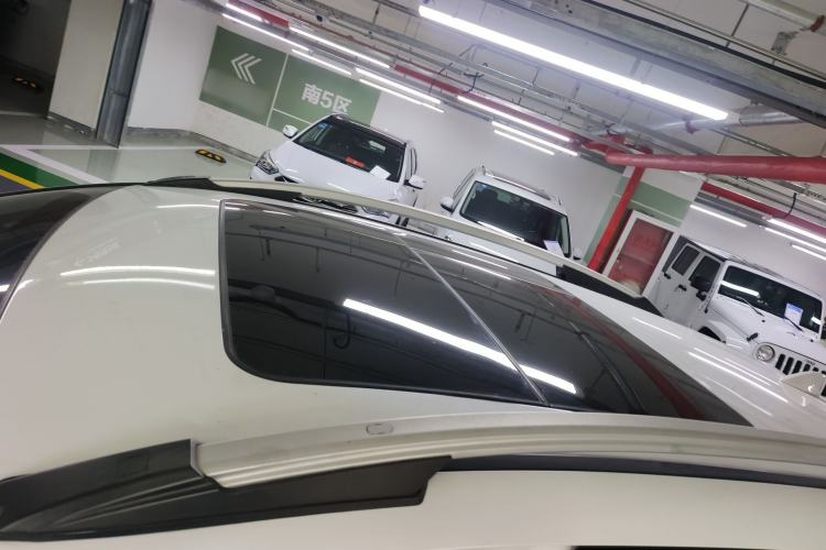 Used Honda CR-V 2017 240TURBO CVT Front-Wheel Drive Fashion Edition