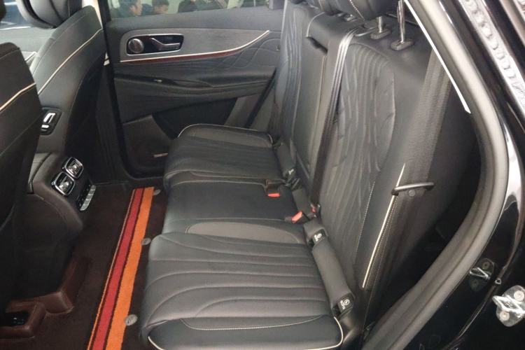 Used Chery Tiggo 9 2023 2.0T Dual-Clutch Two-Wheel Drive Luxury Edition 5 Seats
