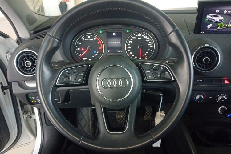 Used Audi A3 2019 Limousine 35 TFSI Ambition China VI