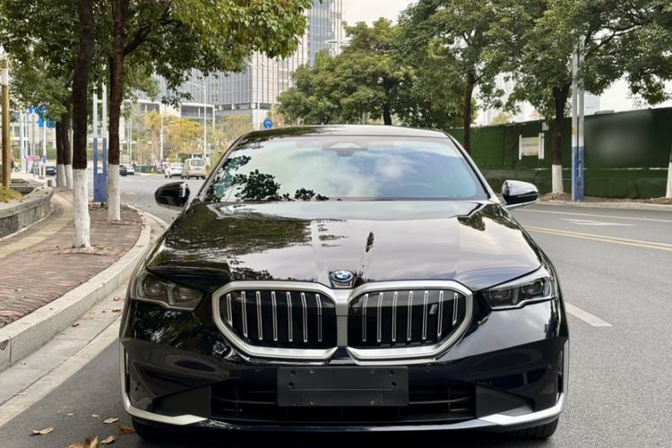 Used BMW i5 2024 eDrive 35L Prestige Luxury Package