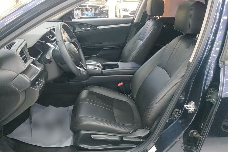 Used Honda Civic 2016 220TURBO CVT Luxury Edition
