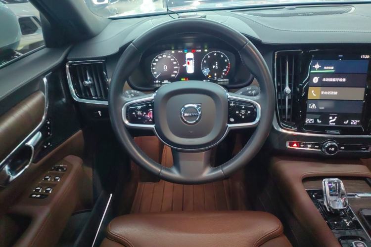 Used Volvo S90 2021 B5 Zhiyuan Luxury Edition
