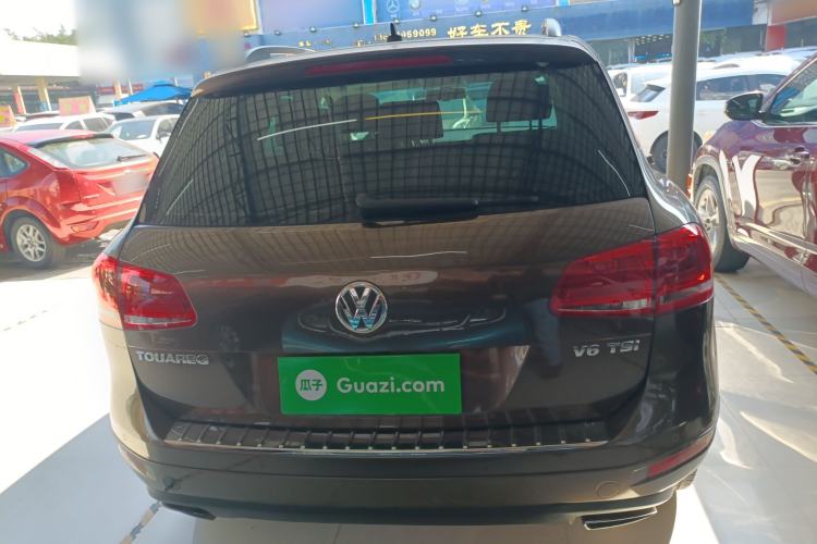 Used Volkswagen Touareg 2011 3.0 TSI Comfort Version
