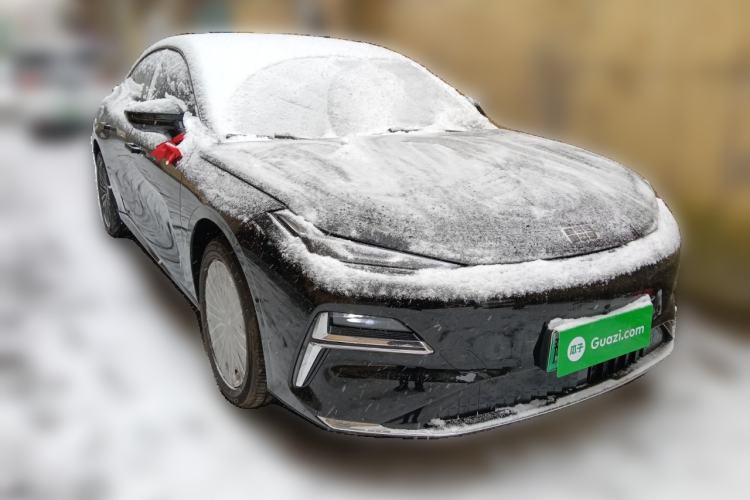 Used  Galaxy 8 2025 130km EM-i Deluxe Edition