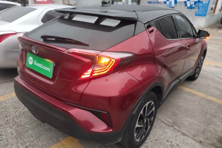 Used Toyota IZOA 2018 2.0L Yixuan Version China V Standard
