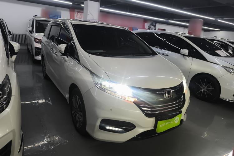 Used Honda Odyssey 2018 2.4L Deluxe Edition
