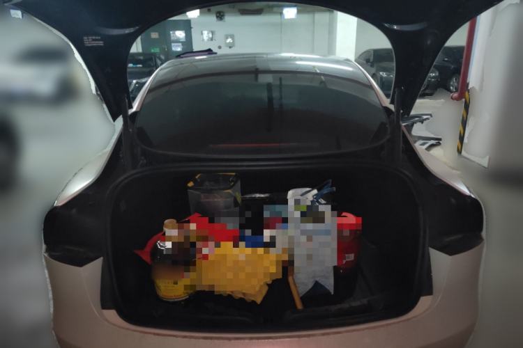 Used Tesla Model 3 2025 Rear-Wheel-Drive Version
