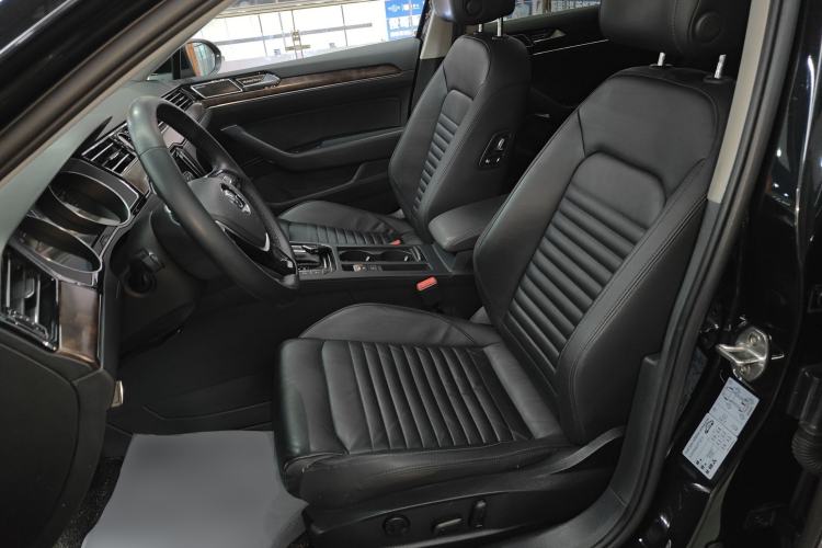 Used Volkswagen Magotan 2019 330TSI DSG Luxury Version China VI Standard