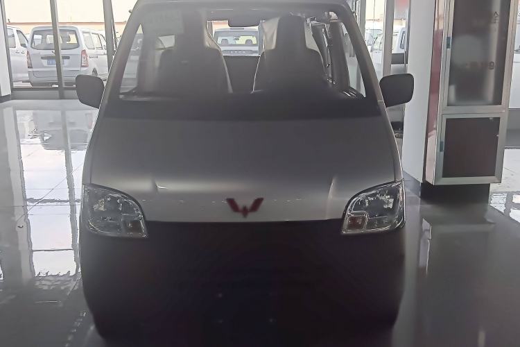 Used Wuling Zhiguang 2023 1.5L Practical Version 5/7 Seats
