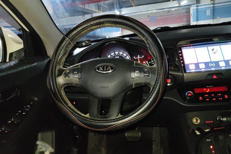 Used Kia Sportage R 2014 2.0L Automatic Two-Wheel Drive GLS Trim
