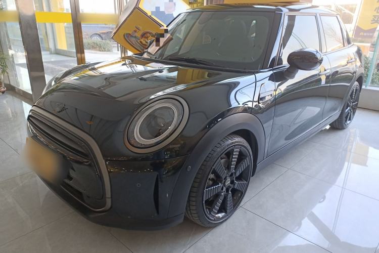 Used MINI MINI 2023 1.5T COOPER King's Cross Special Edition Five-Door Version