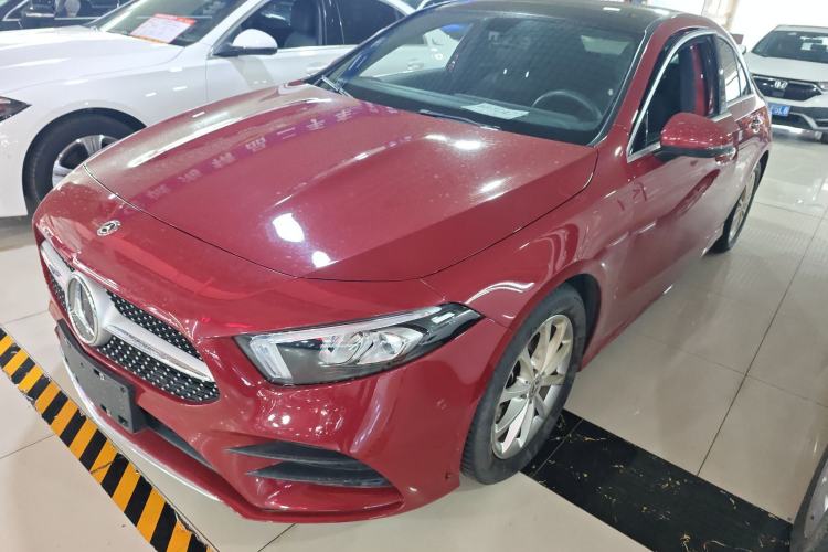 Used Mercedes-Benz A-Class 2020 Restyled A 200 L Sport Sedan Fashion Version
