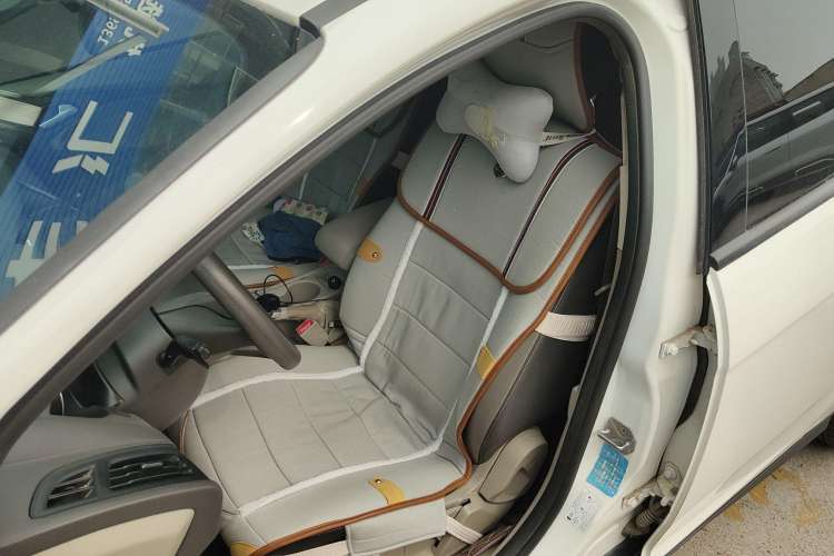 Used Ford Focus 2012 Sedan 1.6L Manual Comfort Model
