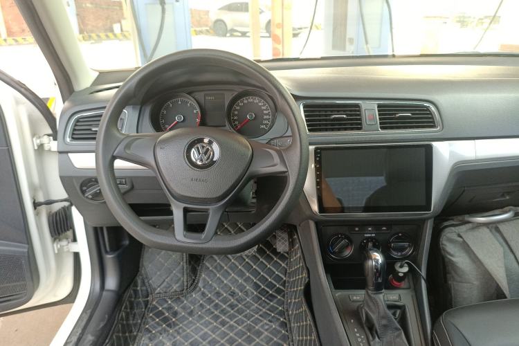 Used Volkswagen Lavida 2017 1.6L Automatic Fashion Edition
