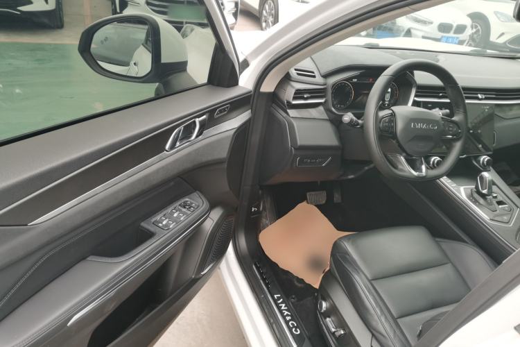 Used Lynk & Co 01 2021 2.0TD Two-Wheel-Drive Pro Trim
